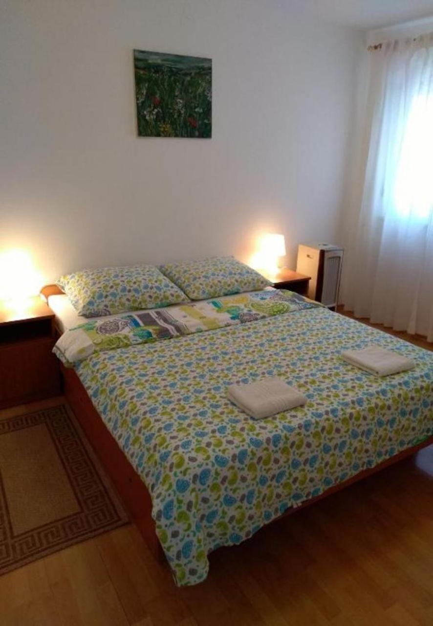 Apartments Dobri - 500M From Beach Nin Exterior photo