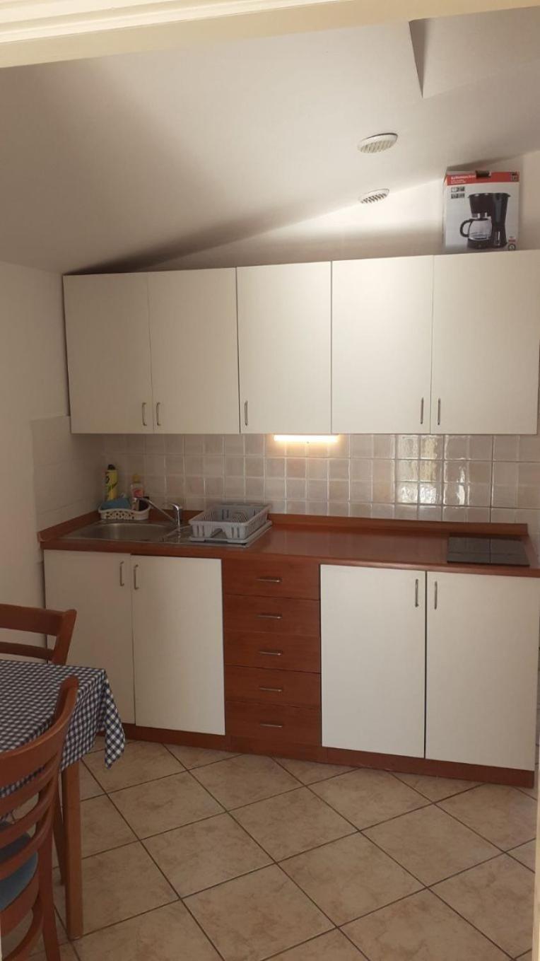 Apartments Dobri - 500M From Beach Nin Exterior photo
