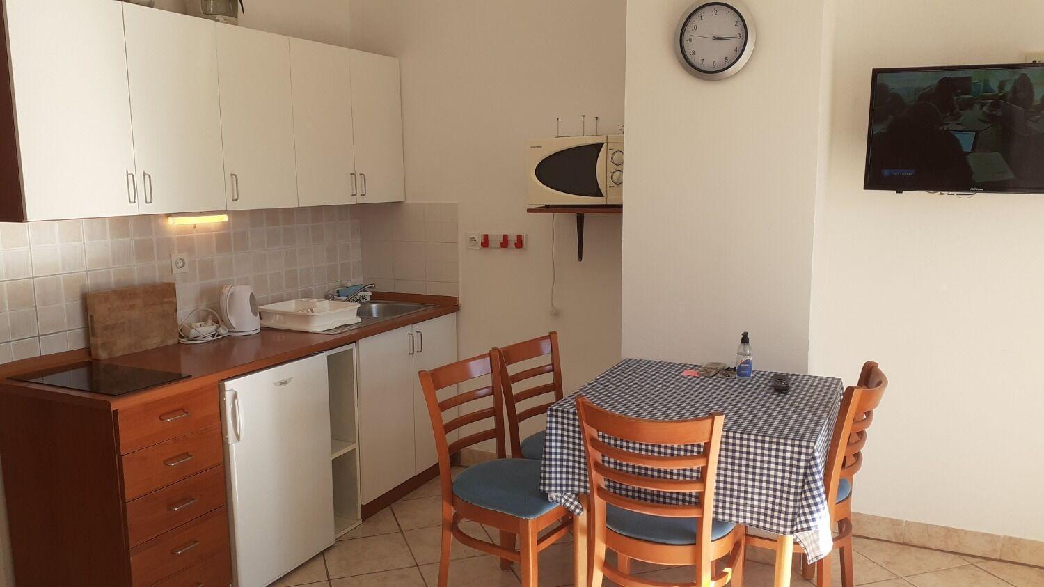 Apartments Dobri - 500M From Beach Nin Exterior photo